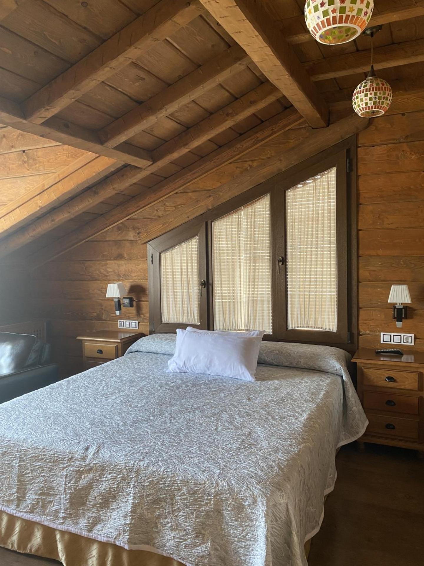 Alhanda Apartahotel Benamaurel Екстер'єр фото