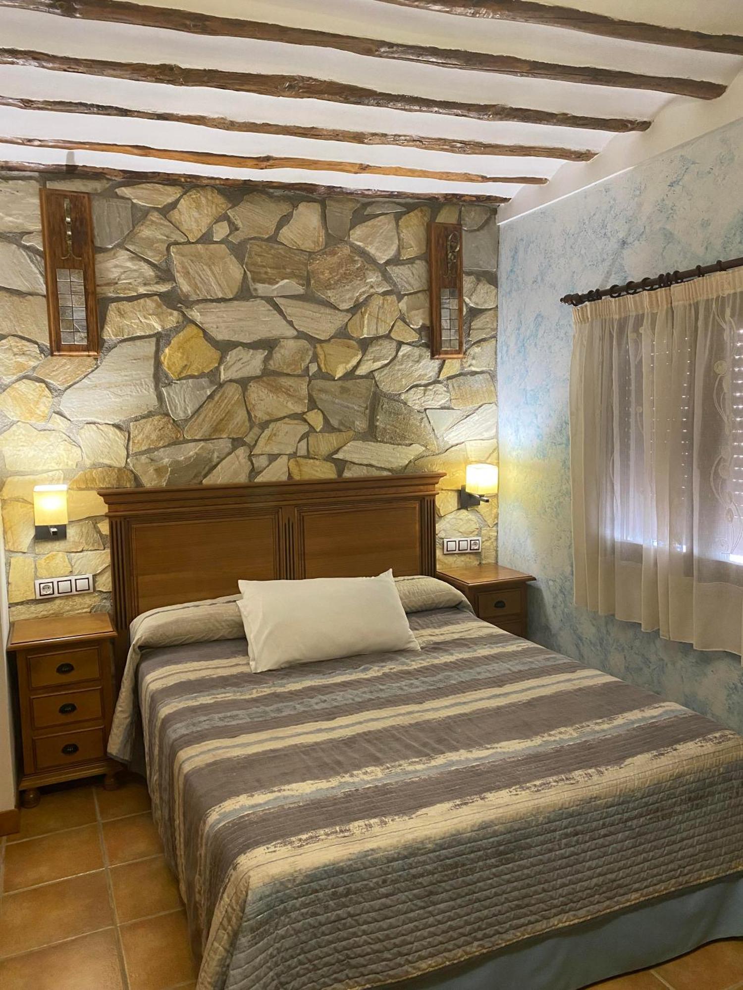 Alhanda Apartahotel Benamaurel Екстер'єр фото